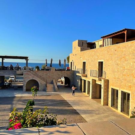 Margo Beach Hotel Гитио Екстериор снимка