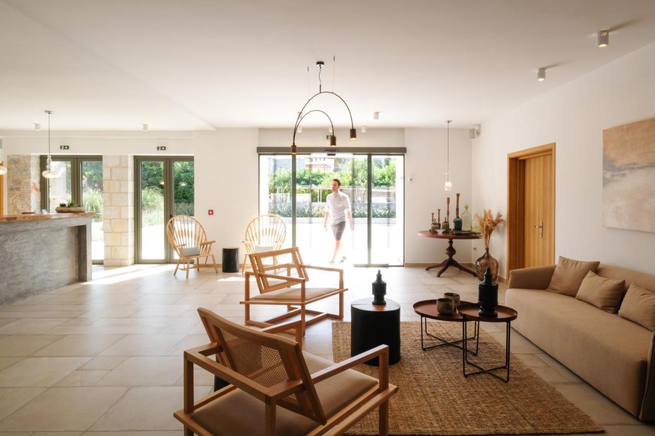Margo Beach Hotel Гитио Екстериор снимка