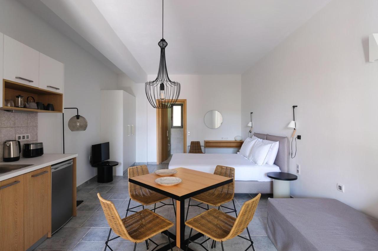 Margo Beach Hotel Гитио Екстериор снимка