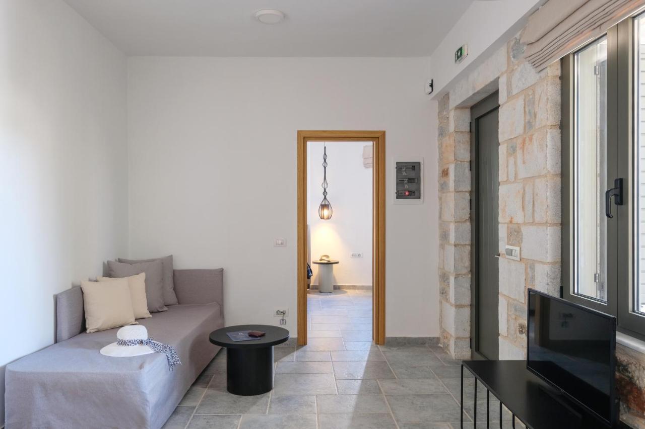 Margo Beach Hotel Гитио Екстериор снимка