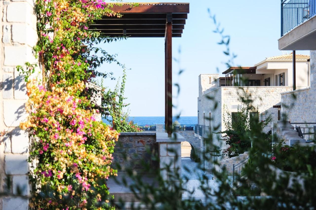 Margo Beach Hotel Гитио Екстериор снимка
