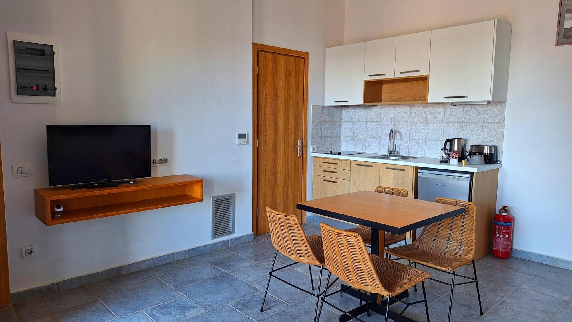 Margo Beach Hotel Гитио Екстериор снимка