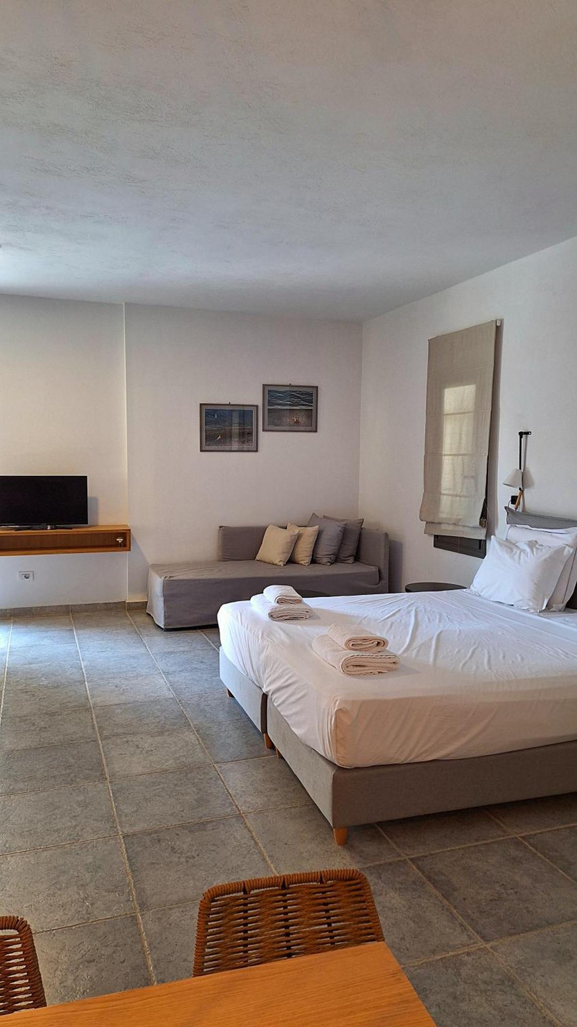 Margo Beach Hotel Гитио Екстериор снимка