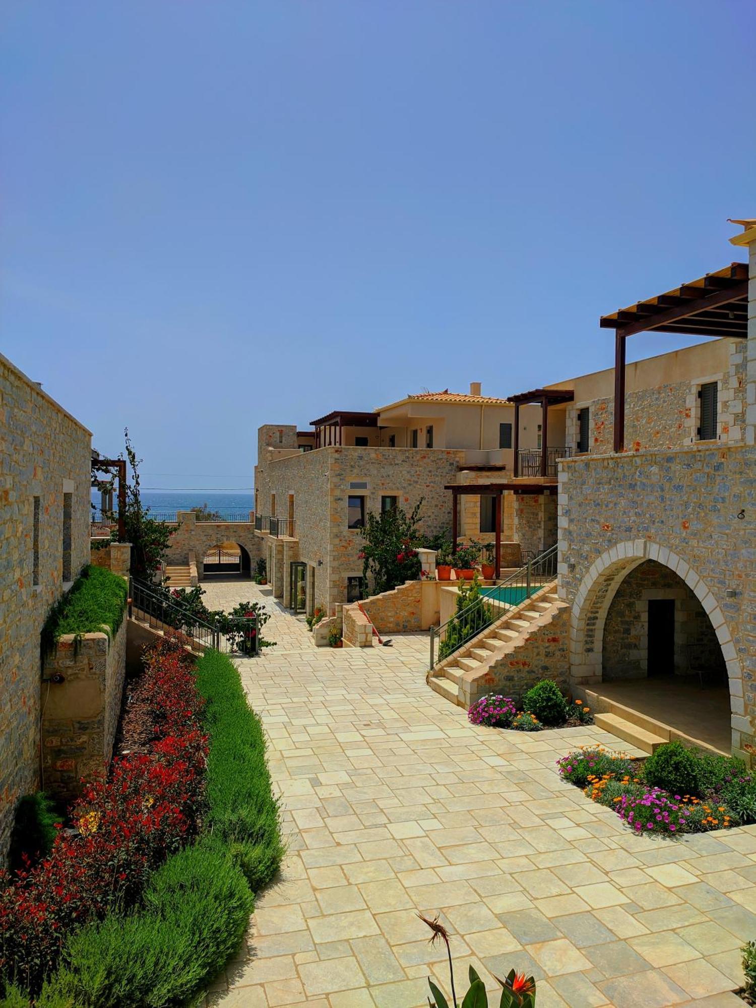 Margo Beach Hotel Гитио Екстериор снимка